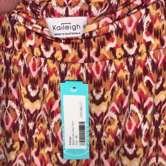 Kaileigh multi color maxi dress.  2X.  NWT - Picture 3 of 6